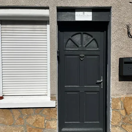 La Maison Aux Papiers, Maison De Charme La Verpillière